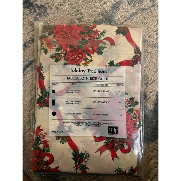 Fabric Tablecloth 70 round. Christmas table cloth with poinsettia’s and ribbon. - Picture 2 of 3